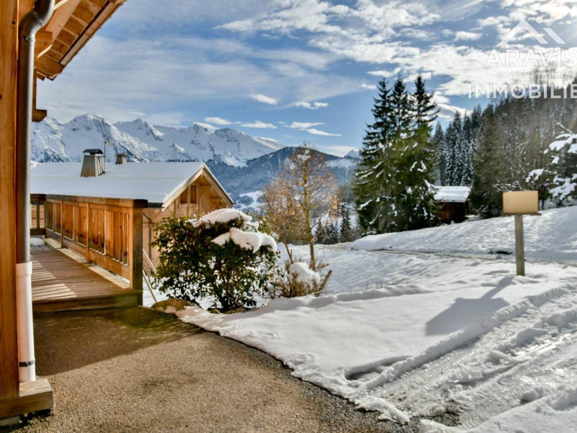 Chalet 5 Chambres Pour 8 Pers. Avec Wi-Fi Et Garage Au Grand-Bornand - Fr-1-391-199 Le Grand-Bornand Exterior foto